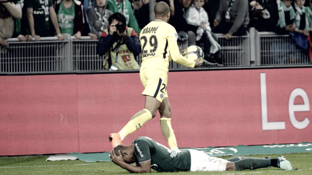 Mbappé festeja el milagroso gol del final | Foto: PSG