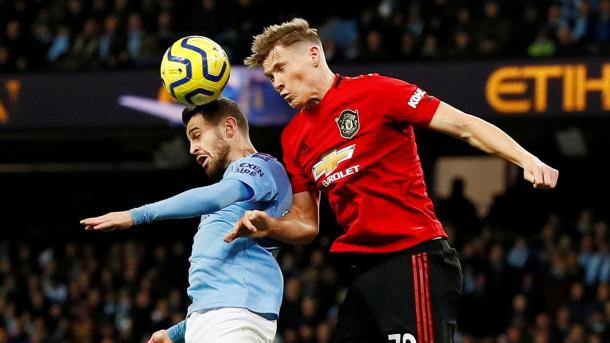 McTominay en pugna con Bernardo Silva. | Premier League