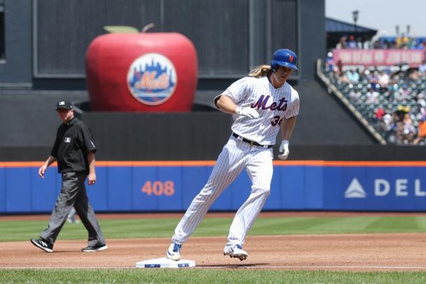 Syndergaard rounds the bases after his second home run of the season/Photo: Brad Penner/USA Today Sports, via Reuters