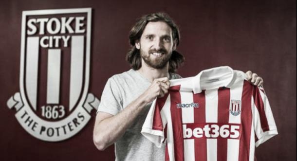 New signing Joe Allen. | Photo: Stoke City FC