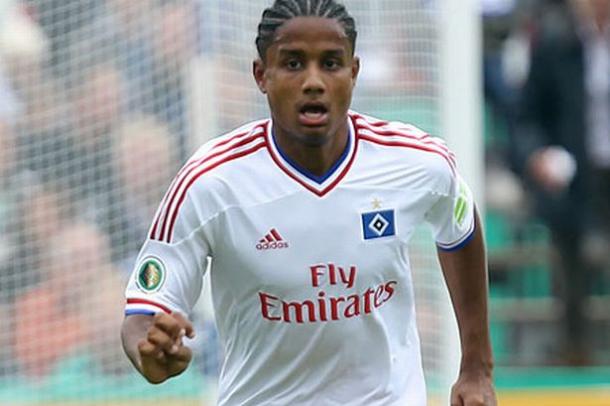 Michael Mancienne in Bundesliga action for Hamburg (Source: Daily Mirror) 