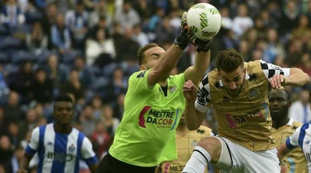 Sunderland AFC target Mika Domingues in action for Boavista | Photo: Four Four Two