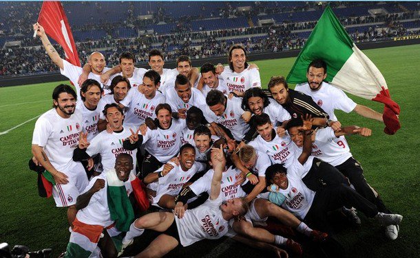 Foto: milan.it / Campeones de liga 2011