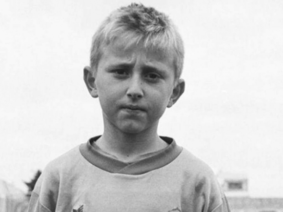Luka Modric de niño. Foto: Instagram (@LukaModric10)