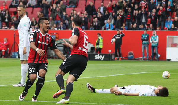 Morales scored in a draw against Hannover. | Credit: Zimbio