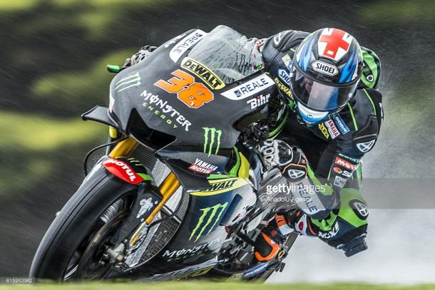 Bradley Smith [ENG] of Monster Yamaha Tech 3 during MotoGP free practice 1. | Photo: Asanka Brendon Ratnayake/Anadolu Agency/Getty Images