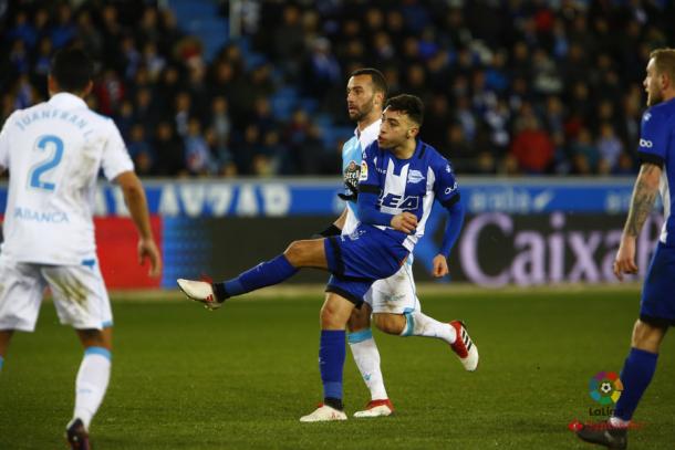 Un sensacional gol de Munir dio la victoria al Alavés contra el Deportivo  |  Fotografía: La Liga