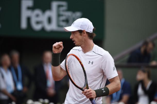 Il pugnetto di Murray, al termine del primo set vinto - Source: Twitter RolandGarros