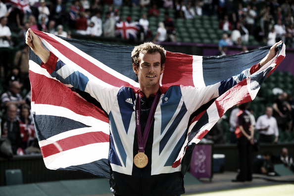 Murray posa como campeón olímpico en Londres 2012