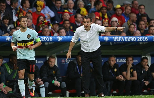 Wilmots giving instructions to Chelsea's Eden Hazard from the touchline during the 3-1 defeat.  | (Picture source: Getty Images)