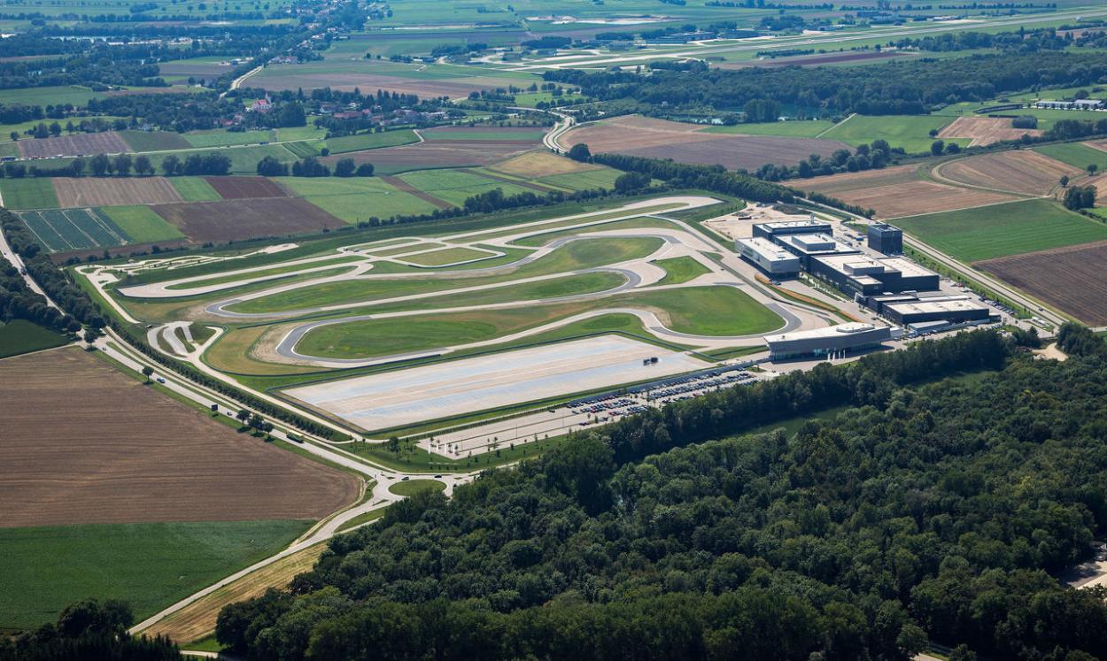 Competence Centre Motorsport en Neuburg, Foto: Audi media center