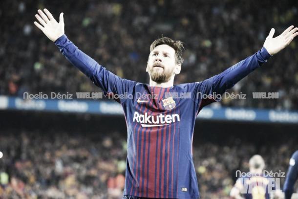 Messi, celebrando un gol hacia la grada l Foto: Noelia Déniz – VAVEL 