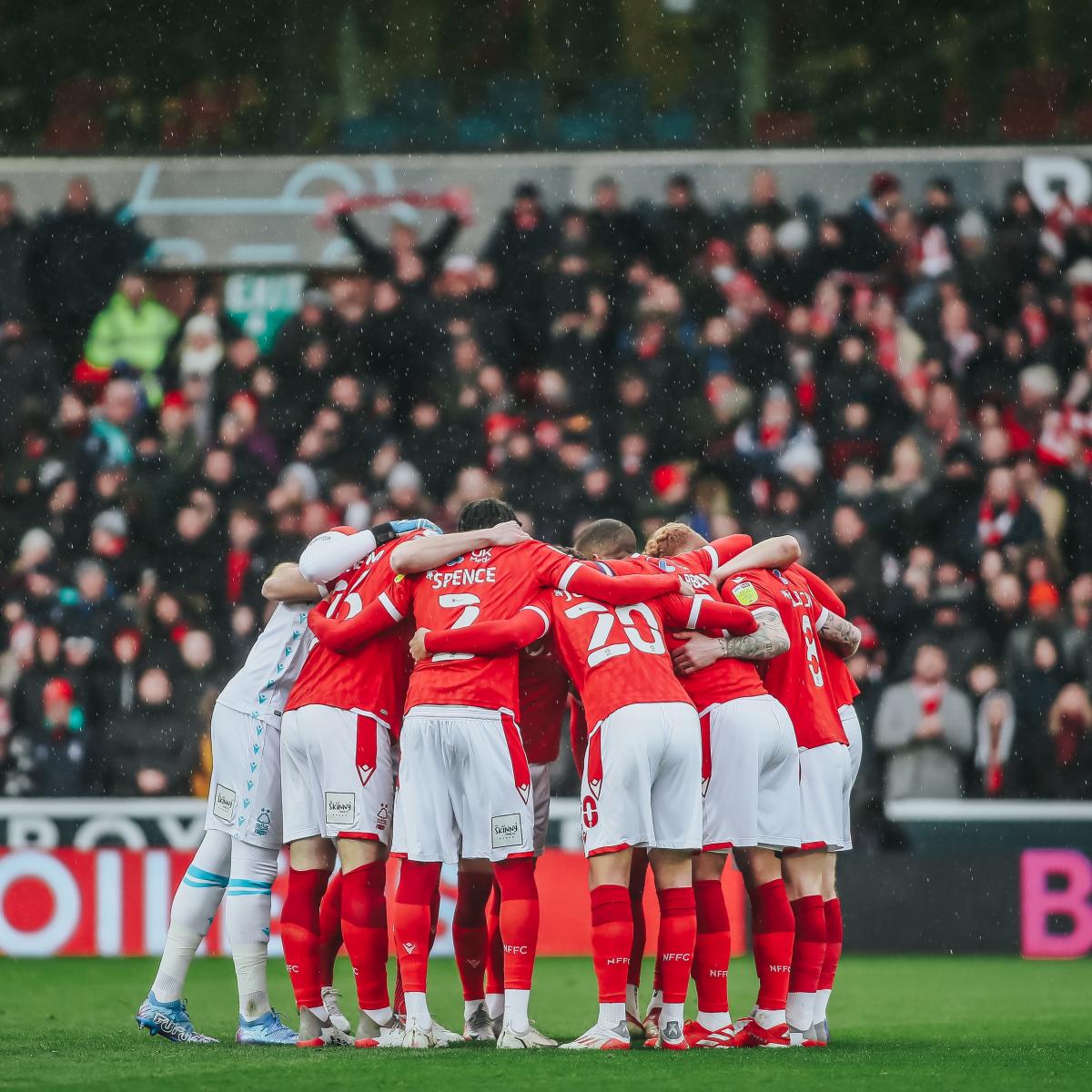 Nottingham Forest in match/Image:NFFC