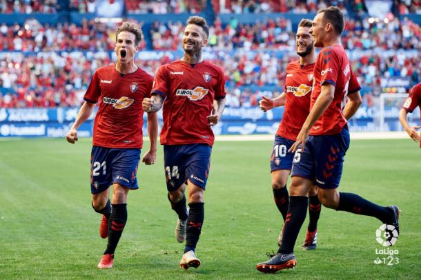 Rubén García celebral el gol junto a sus compañeros. Foto: LaLiga 123