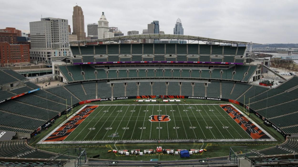 Pittsburgh Steelers vs Cincinnati Bengals LIVE Score Updates, Stream