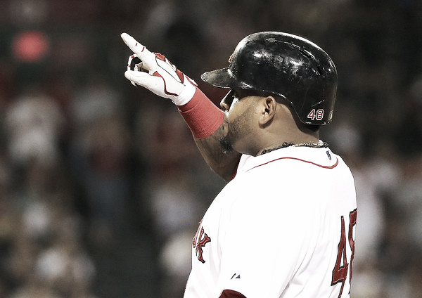 Sandoval reacts to a single on September 1st, 2015. (Source: Jim Rogash/Getty Images North America)