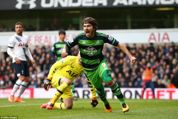 Paloschi wheels away after opening the scoring (photo: Getty Images)