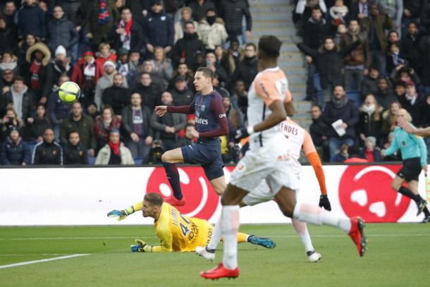 En la fotografía, el París Saint-Germain y el Montpelier enfrentados en el campo / Fuente: PSG