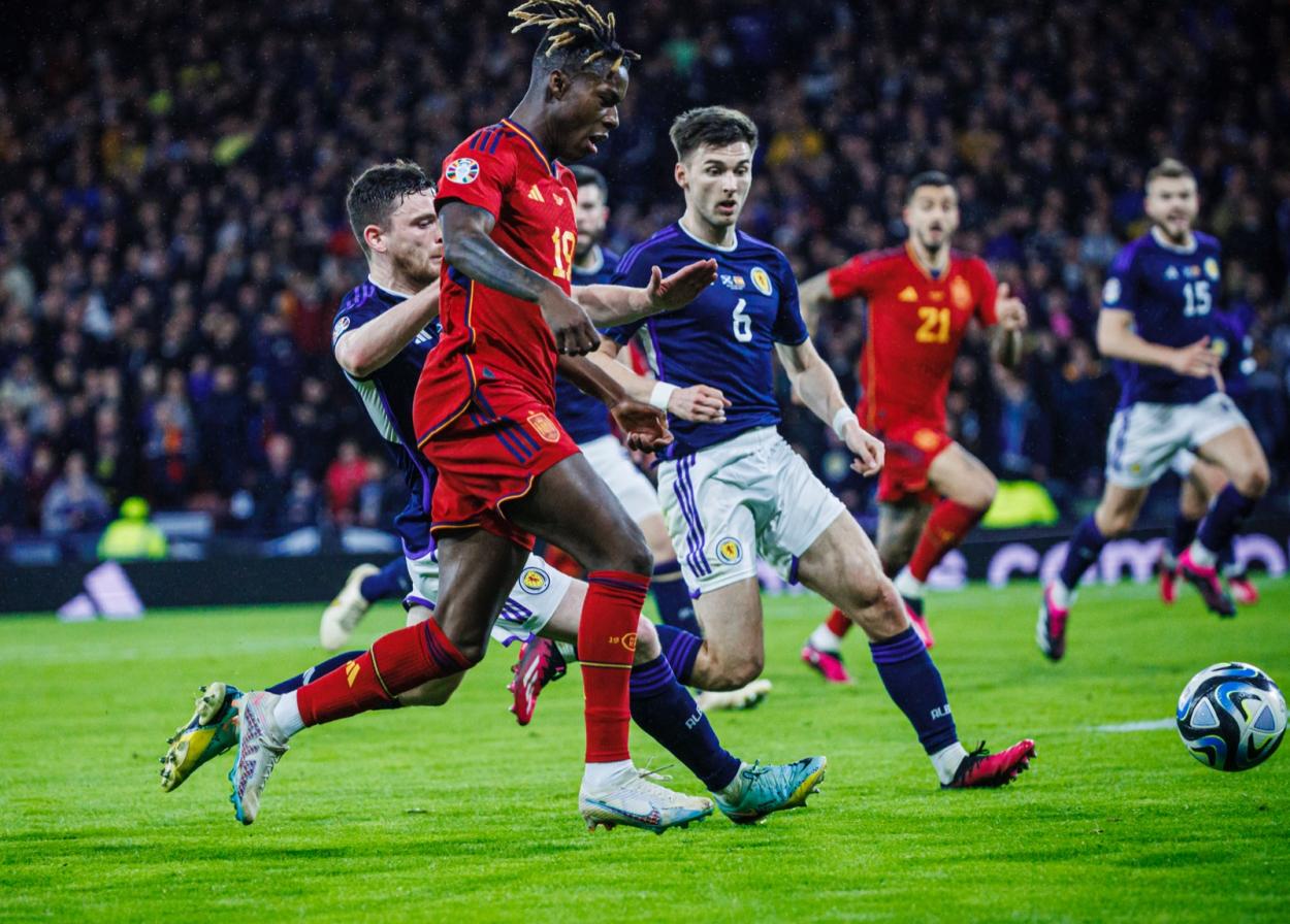 Escocia vs España / @SEFutbol