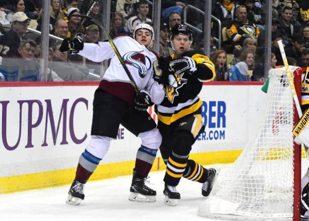 The Colorado Avalanche squeezed by the Pittsburgh Penguins 2-1 on December 11, 2017. (Photo: Getty Images)