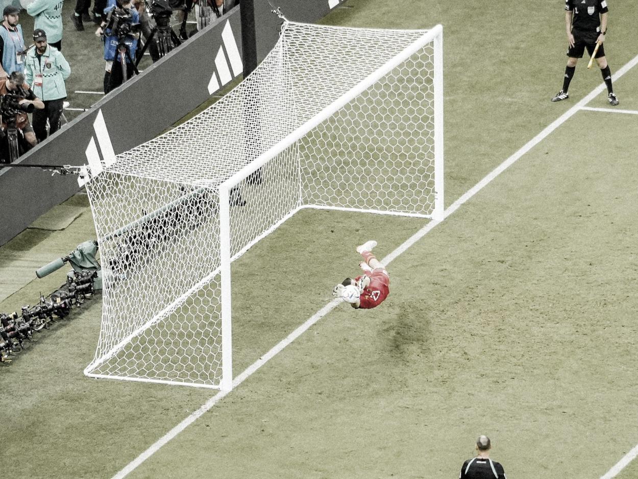 En los penaltis, el 'Dibu' salvó a Argentina | Foto: FIFA