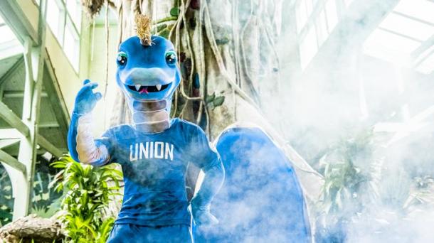 Phang en su presentación para el Union (philadelphiaunion.com)