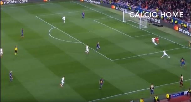 Pressão romanista altíssima na saída de bola do Barça (Foto: Reprodução/Calcio Home Youtube)