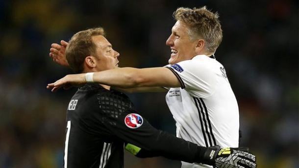 Schweinsteiger and Neuer played together for both Bayern Munich and Germany. | Photo: ProSieben