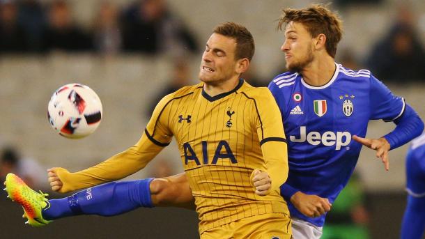 Janssen e Rugani nell'amichevole dell'anno scorso. | Fonte immagine: Sky Sports