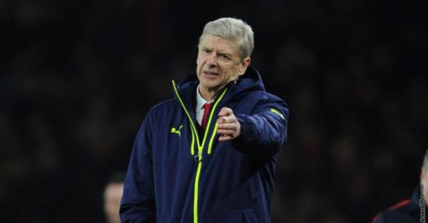 Wenger dirigiendo al Arsenal. Foto: Arsenal FC