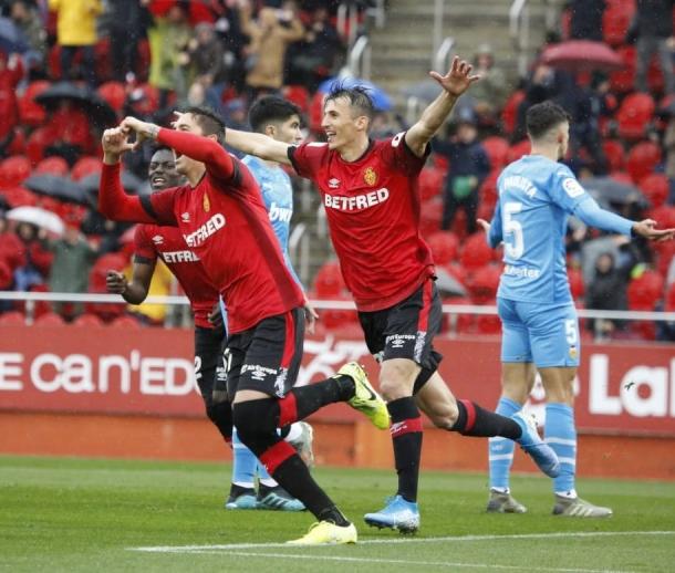 Raíllo celebra su gol | Fuente: RCD Mallorca (Twitter)