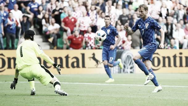 The goals once again came from the Croatian midfield. (Photo: UEFA.com)