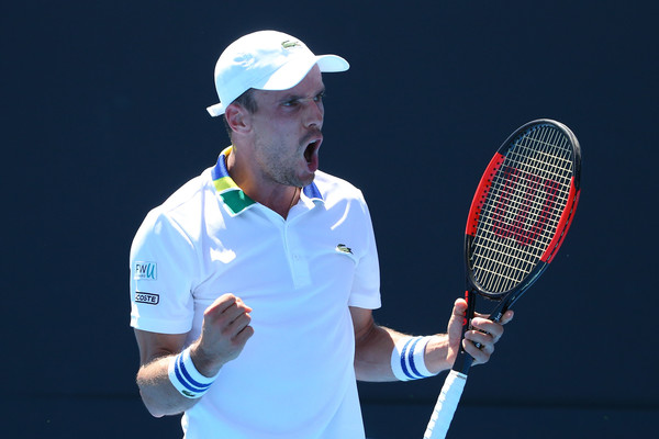 Bautista Agut is searching for his first victory over Raonic in five meetings (Photo by Michael Dodge / Getty Images)