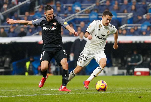 Reguilón con su par, Sarabia, conduciendo una salida blanca I Foto: Real Madrid