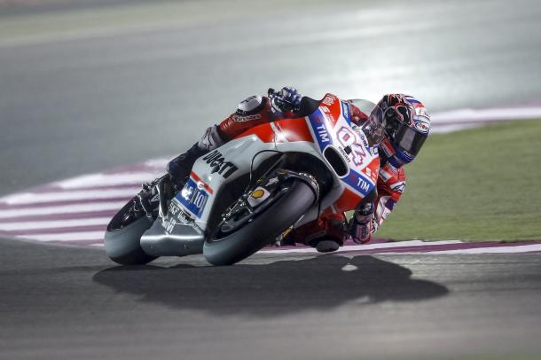 Andrea Dovizioso durante los test de Qatar.| FOTO: Ducati Team