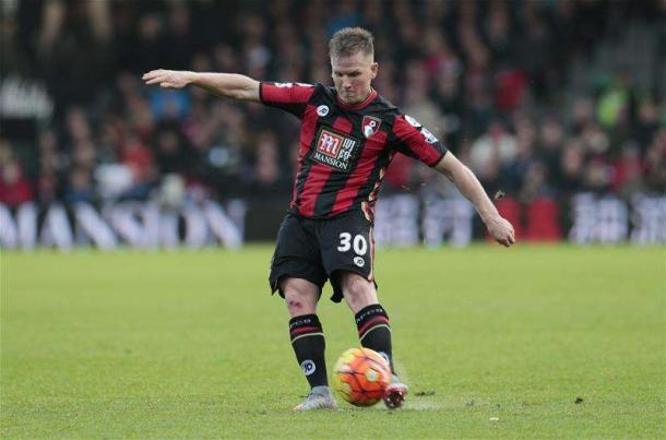 Matt Ritchie ha sido uno de los jugadores más importantes del Bournemouth en su primera temporada en Premier League |Foto: The Sun