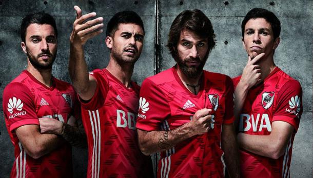 La casaca alternativa del Millo. Foto: Todo sobre camisetas.