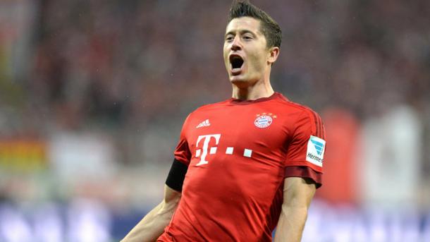 Lewandowski celebrates. | Image source: Sky Sports