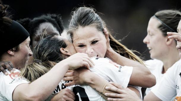 Rosengård celebrates Marta's winner. Photo: svenskfotboll.se/damallsvenskan/