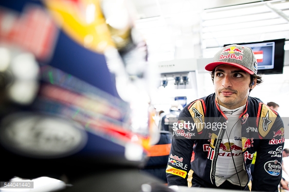 Carlos Sainz may need to leave the Red Bull family to further his career. (Image Credit: Getty Images/ Peter Fox)