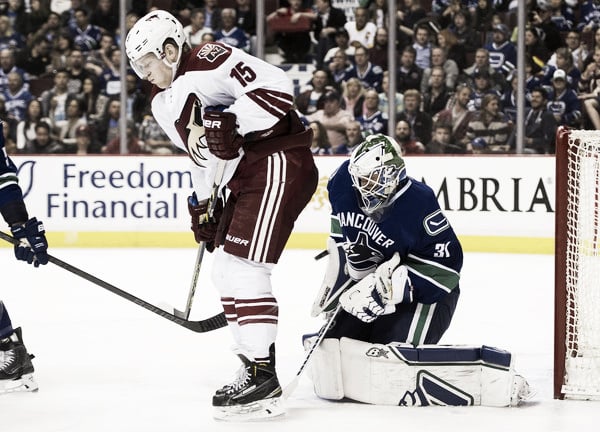 Henrik Samuelsson missed most of last season with an injury, he will be in camp trying to make the team. Source: Rich Lam/Getty Images North America) 