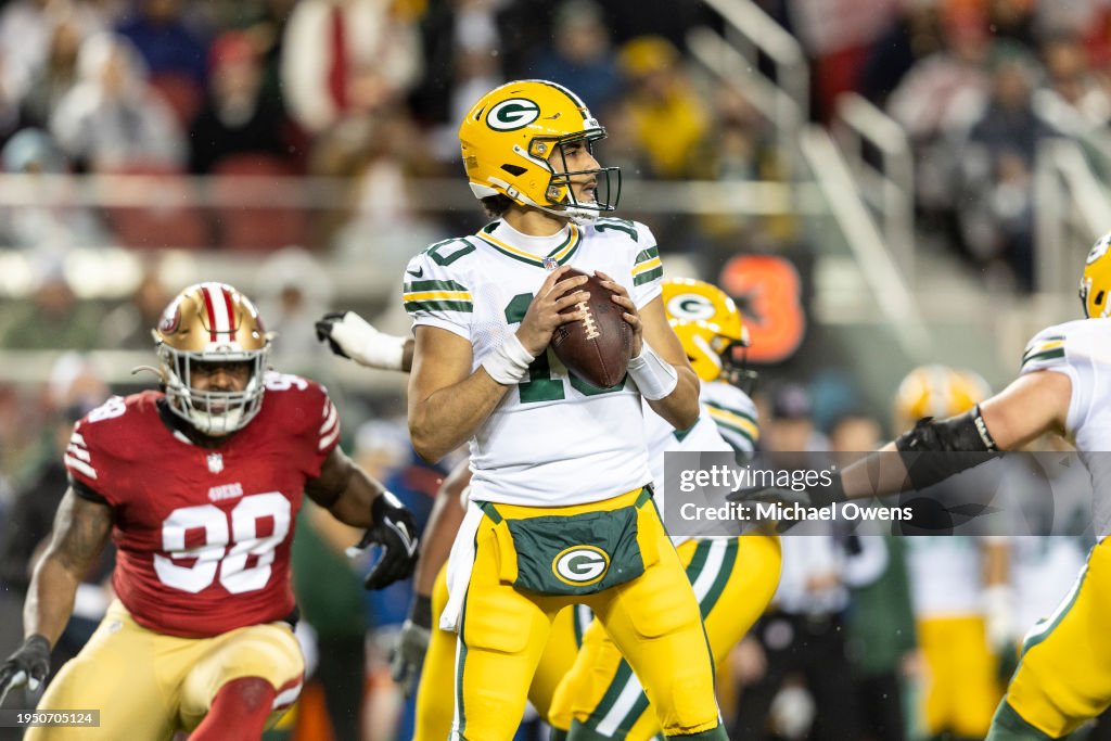 Jordan Love #10 of the Green Bay Packers looks to pass during an NFL divisional round playoff football game between the San Francisco 49ers and the Green Bay Packers at Levi's Stadium on January 20, 2024 in Santa Clara, California. (Photo by Michael Owens/Getty Images)