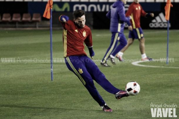 Saúl en un entrenamiento con España. | Foto: Ángel Chacón / Vavel