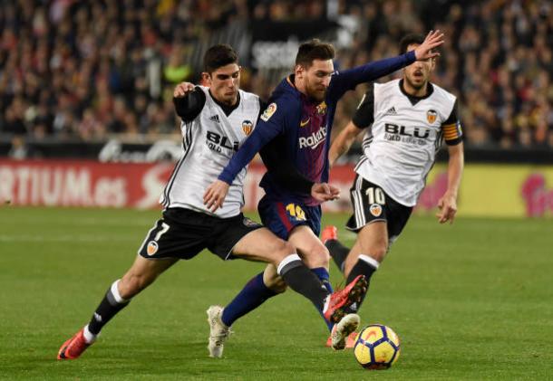 Jogo bem igual na segunda etapa | Foto: Jose Jordan/AFP/Getty Images