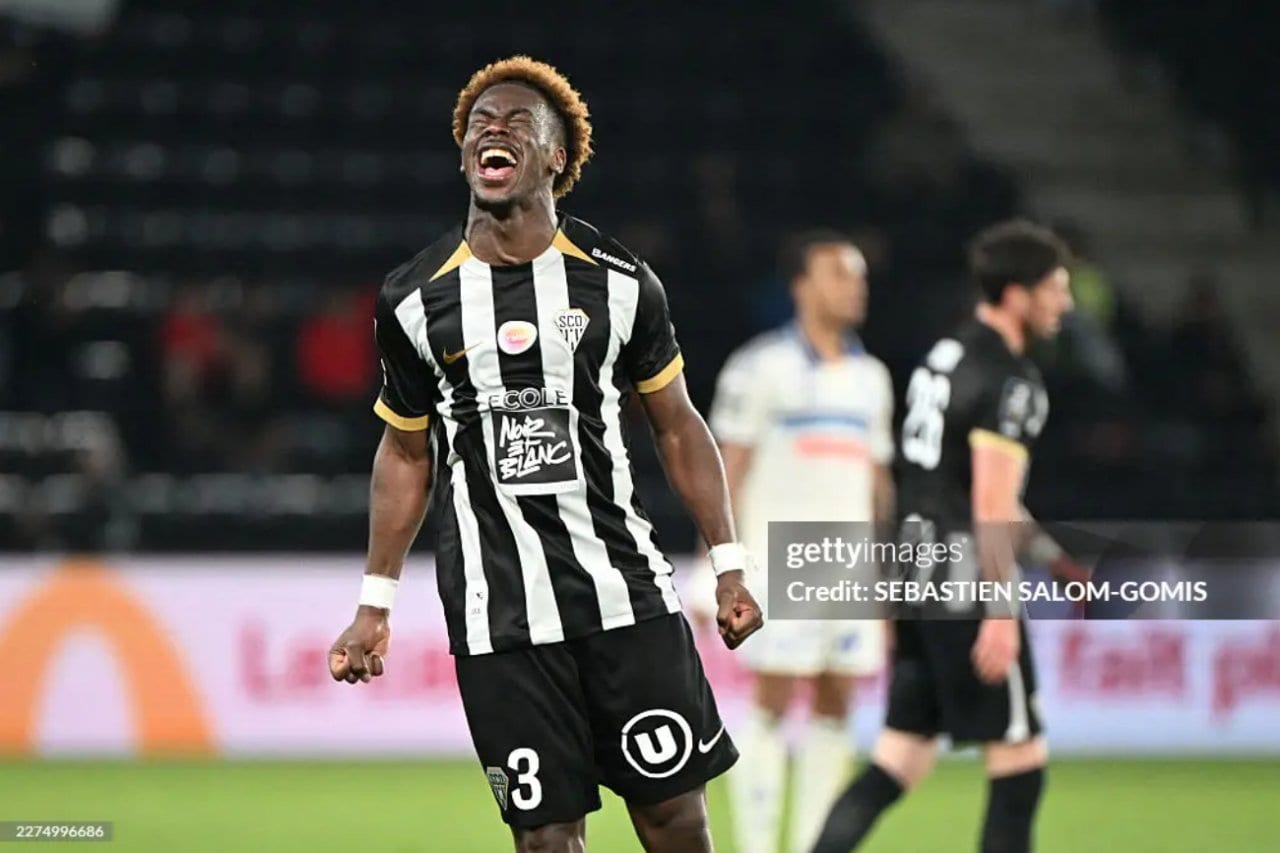 Ekomie reacts after full time against RC Strasbourg (Photo by Sebastien Salom-Gomis vaig Getty Images)
