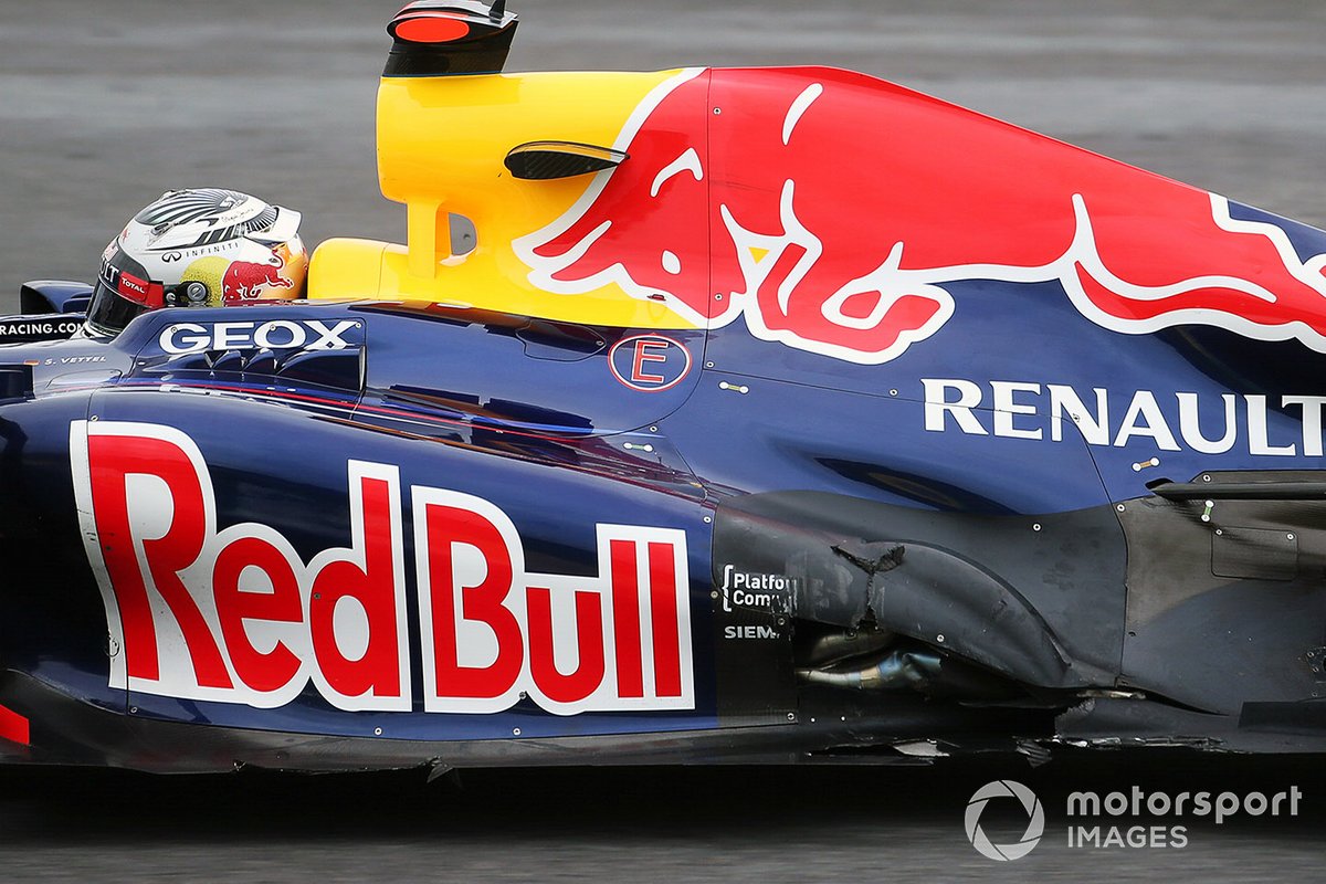 Sebastian Vettel, con daños tras su accidente de la primera vuelta de Interlagos 2012. (Motorsport)