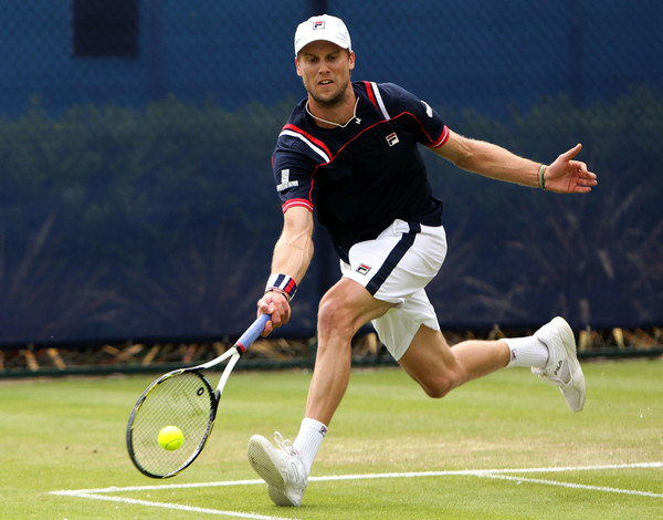 Andreas Seppi in action against Adrian Mannarino at the Aegon Open in Nottingham (Photo by Daniel Smith / Source : Getty Images)