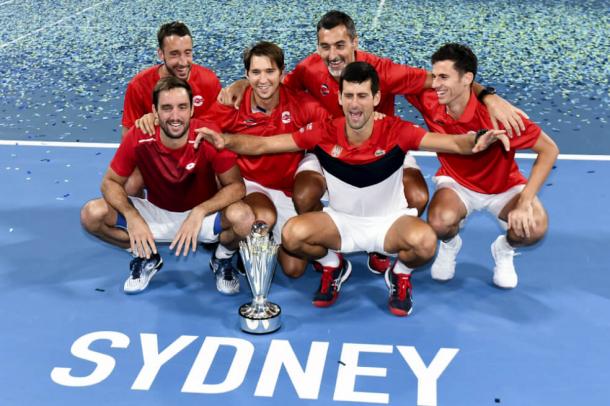 Serbia, cempeón en 2010, no es el dueño actual de la Copa Davis, pero sí es el campeón de un torneo novedoso por países que puede hacer temblar los cimientos de la Copa Davis: la ATP Cup. Imagen: AFP