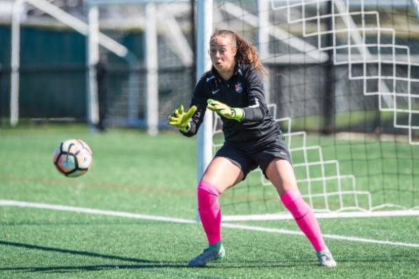 Sheridan warming up before collecting her first professional shutout l Source: SkyBlueFC