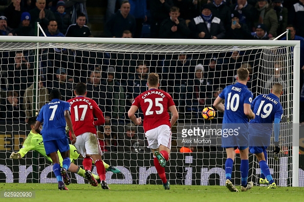 Islam Slimani converts to level the scores at the home of the champions | Photo: Getty Images/Alex Morton